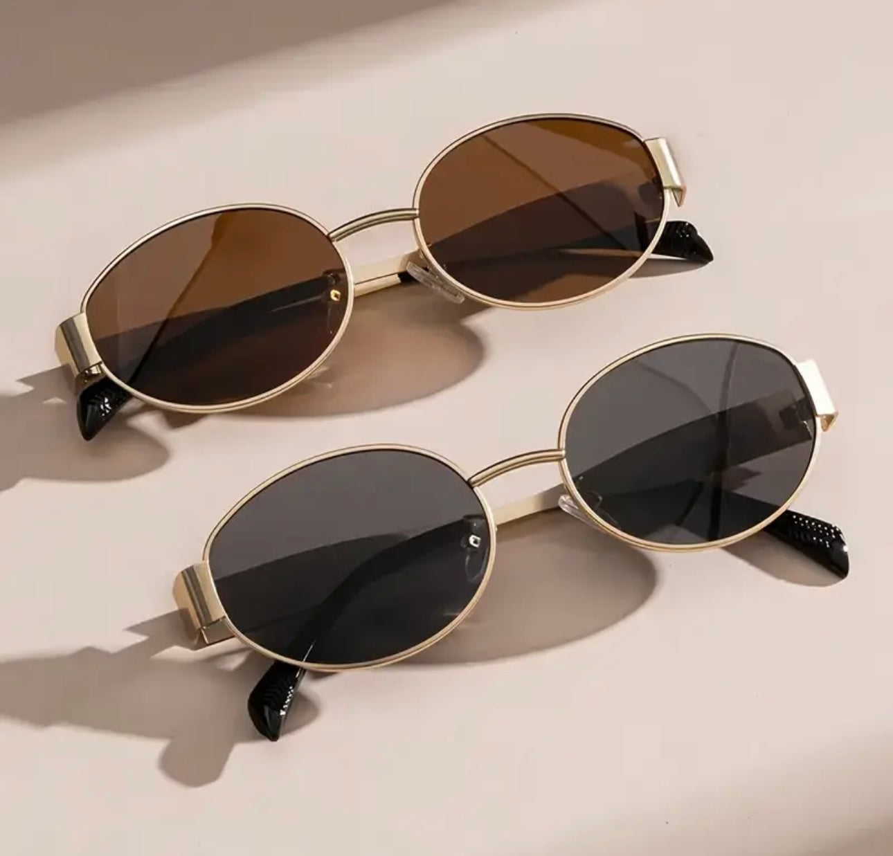 Trendy Oval shape Metal Premium sunglasses 🕶 A024